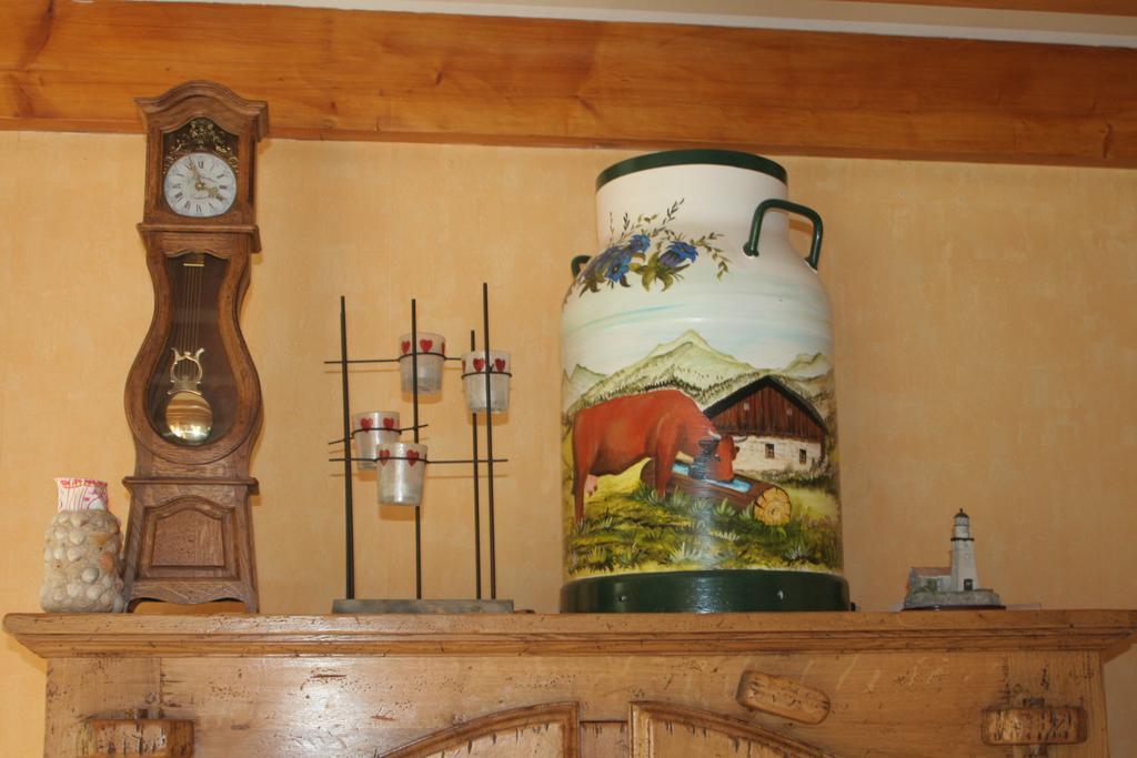 Chambre D'Hotes "Les Crets" Mercury Ngoại thất bức ảnh