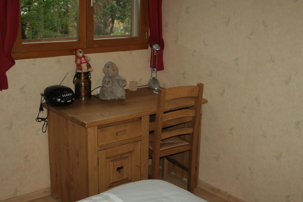 Chambre D'Hotes "Les Crets" Mercury Ngoại thất bức ảnh